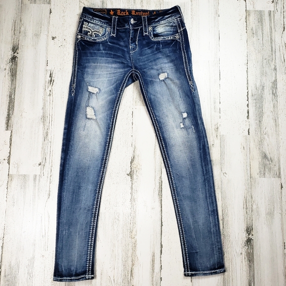 *****SOLD****Rock Revival Staceya Skinny Jean's. - Picture 2 of 8